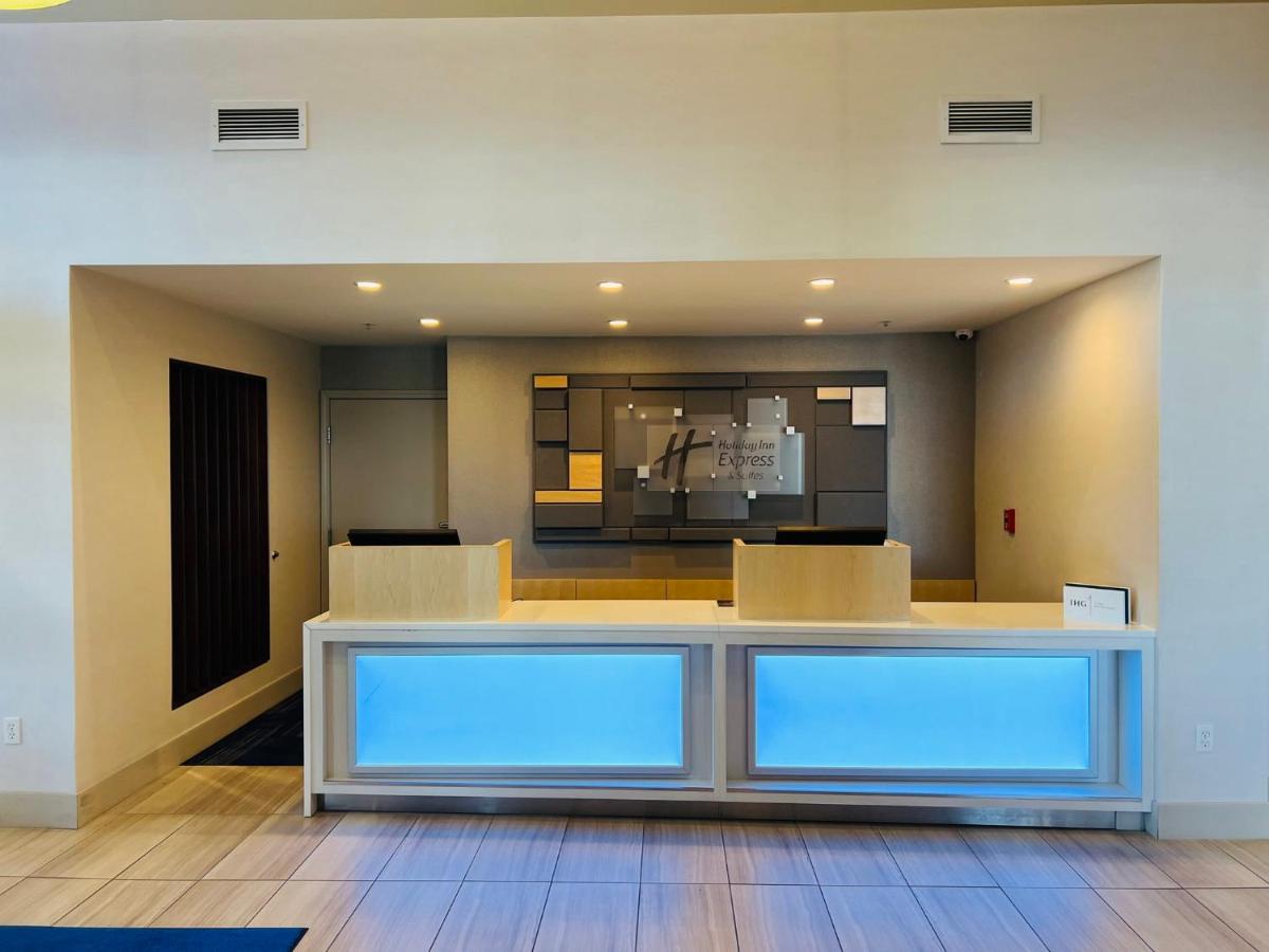 Holiday Inn Express & Suites Salinas By Ihg Ngoại thất bức ảnh