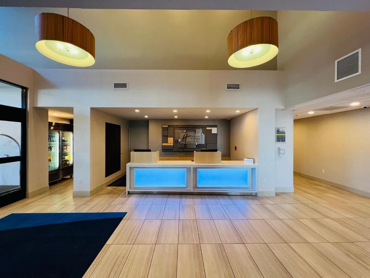 Holiday Inn Express & Suites Salinas By Ihg Ngoại thất bức ảnh