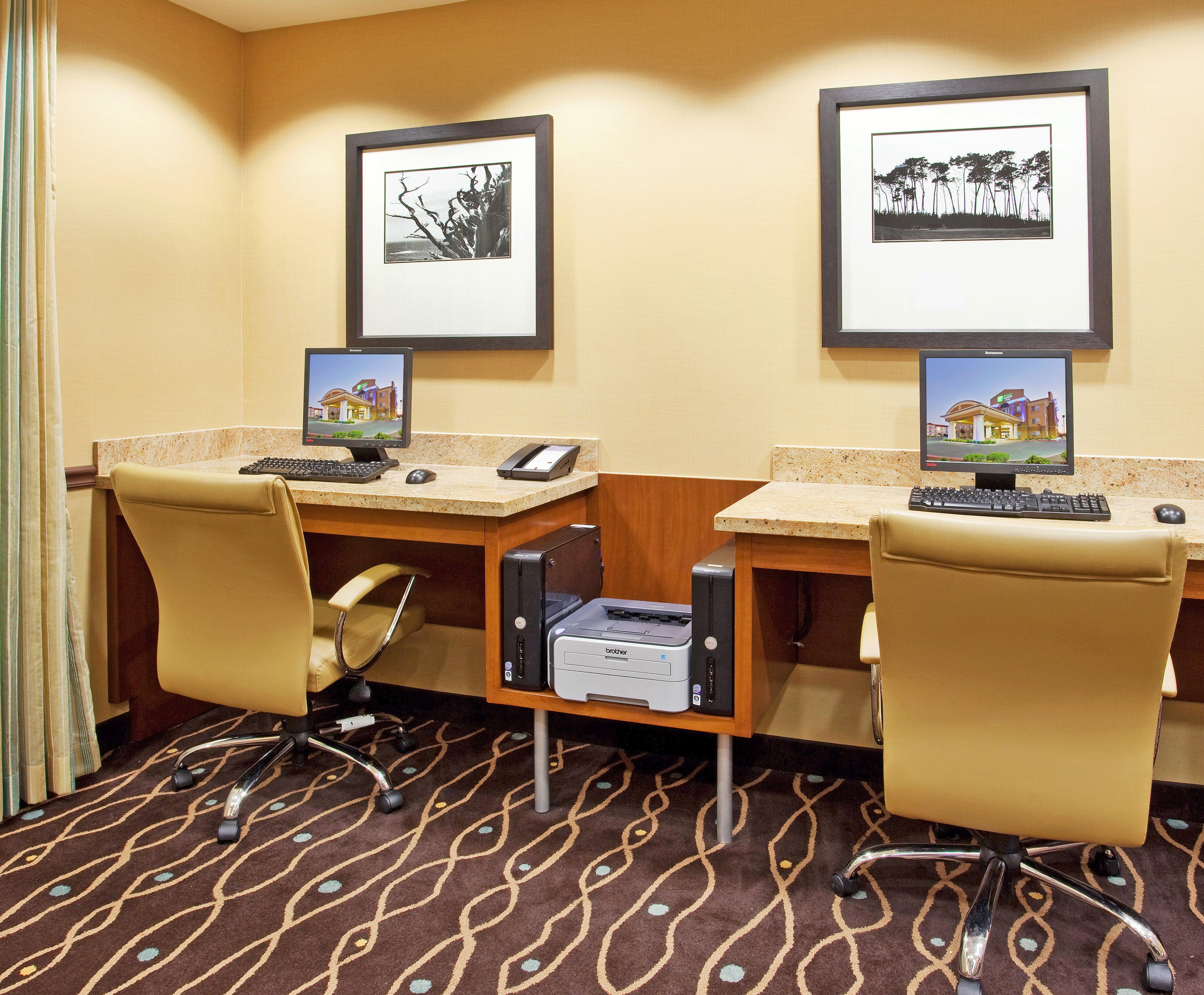 Holiday Inn Express & Suites Salinas By Ihg Ngoại thất bức ảnh